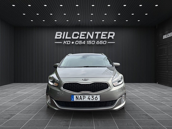 Kia Carens 2 of 20