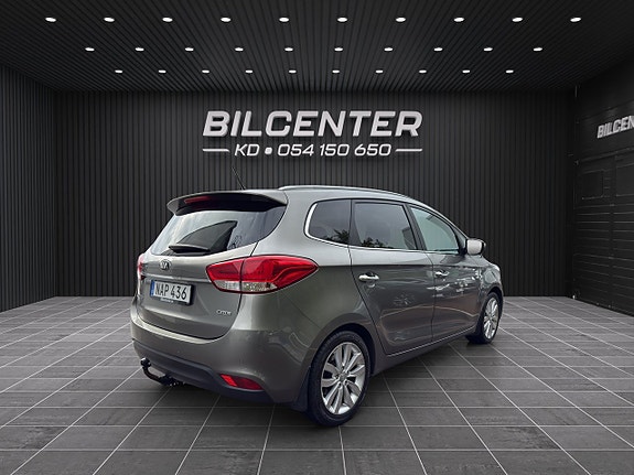 Kia Carens 7 of 20