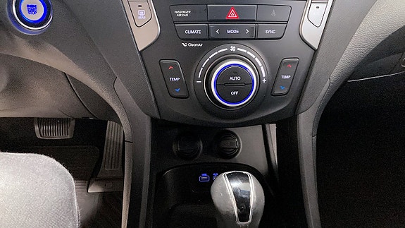 Hyundai Santa Fe 14 of 16