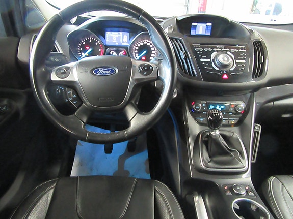 Ford Kuga 4 of 5