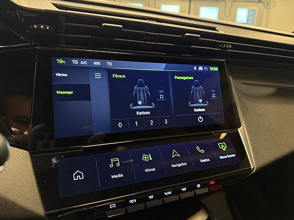 Peugeot 408 15 of 26