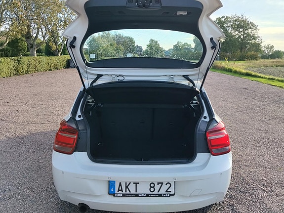 BMW 116i 11 of 13