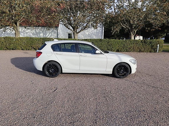 BMW 116i 6 of 13