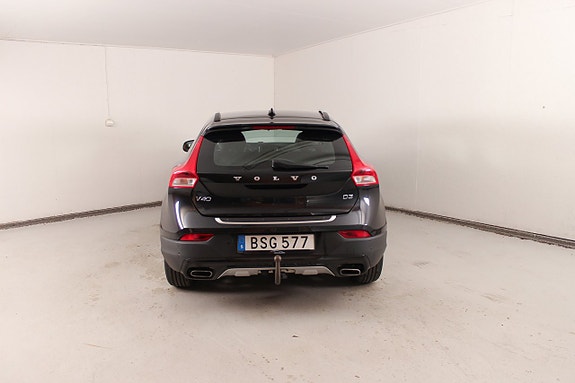 Volvo V40 Cross Country 10 of 24