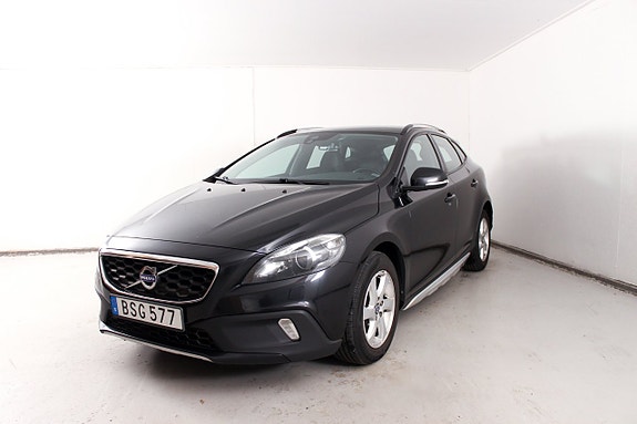 Volvo V40 Cross Country 5 of 24