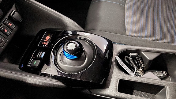 Nissan Leaf 16 of 16