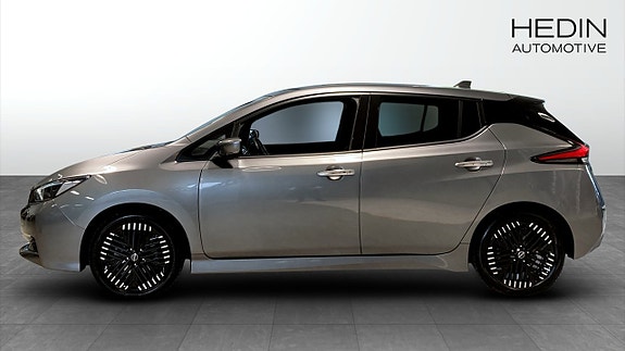 Nissan Leaf 6 of 16