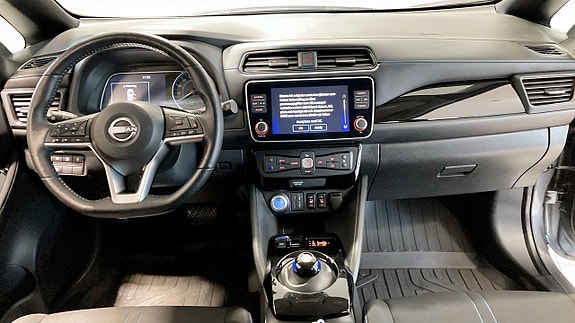 Nissan Leaf 4 of 16