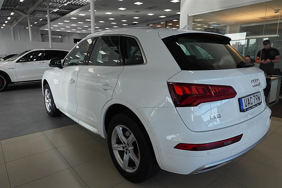 Audi Q5 7 of 10