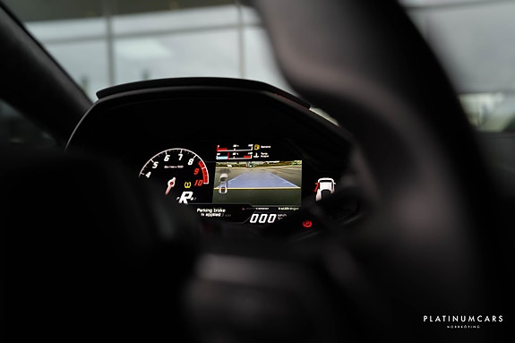 Lamborghini Huracan 8 of 22