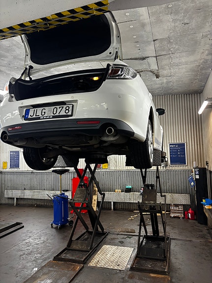 Mazda 6 17 of 18