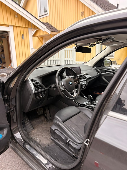 BMW X3 4 of 6