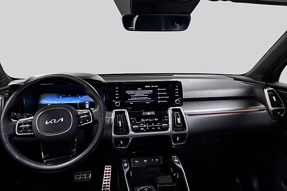 Kia Sorento 9 of 30