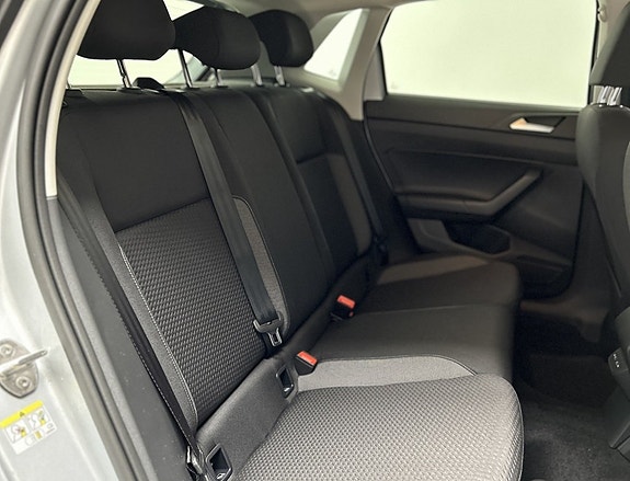 Volkswagen Polo 19 of 19