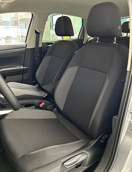 Volkswagen Polo 17 of 19