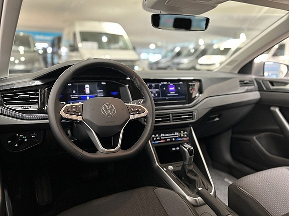 Volkswagen Polo 9 of 19