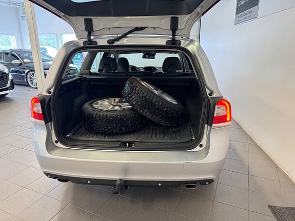 Volvo V70 5 of 11