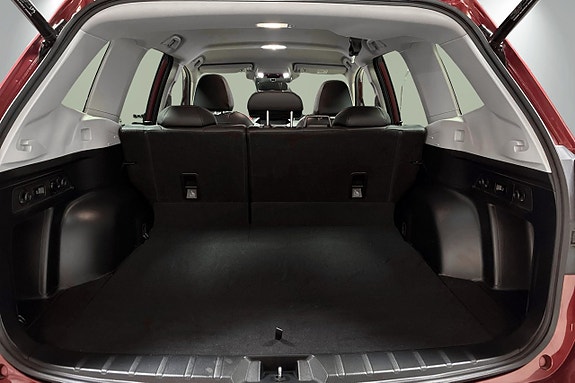 Subaru Forester 17 of 28