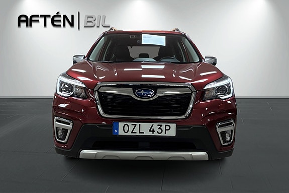 Subaru Forester 3 of 28