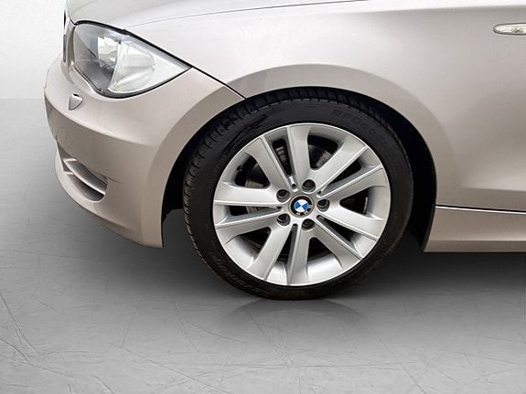 BMW 125i 20 of 23