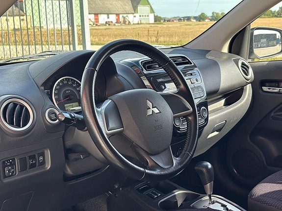 Mitsubishi Space Star 8 of 15