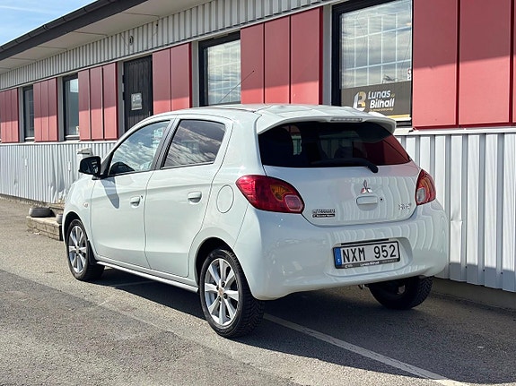 Mitsubishi Space Star 4 of 15