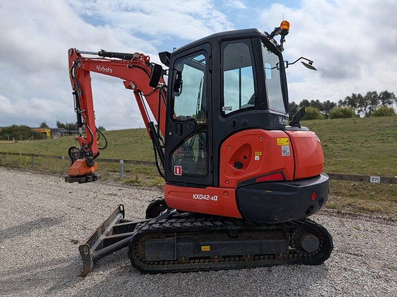 Kubota KX 042-4a Minigrävare 4.2ton 2 of 10