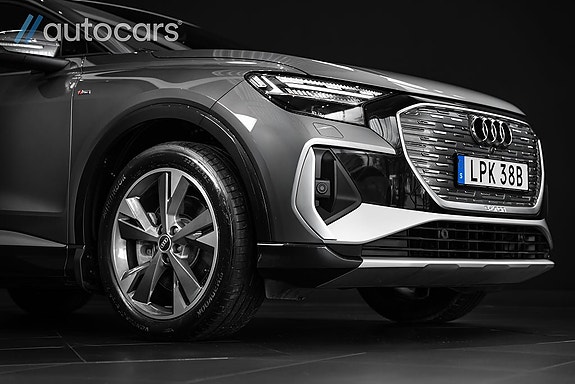 Audi Q4 e-tron 14 of 30