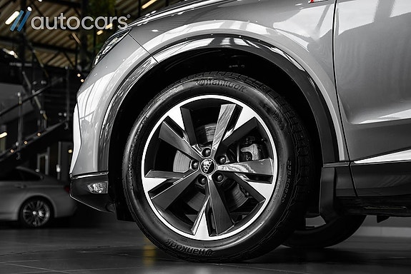 Audi Q4 e-tron 8 of 30