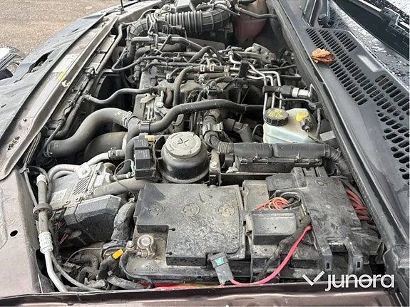 Volkswagen Amarok 26 of 26