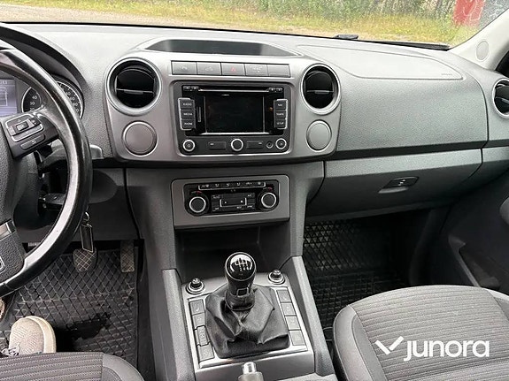 Volkswagen Amarok 20 of 26