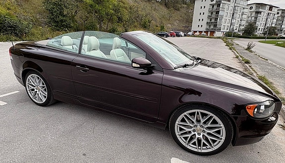 Volvo C70 6 of 9