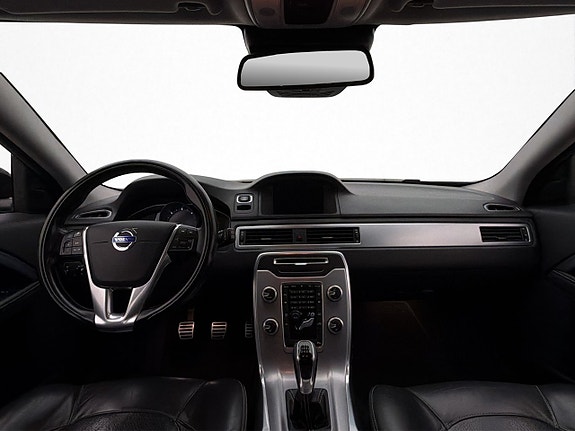 Volvo XC70 14 of 30