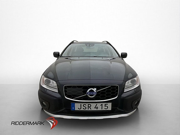 Volvo XC70 2 of 30