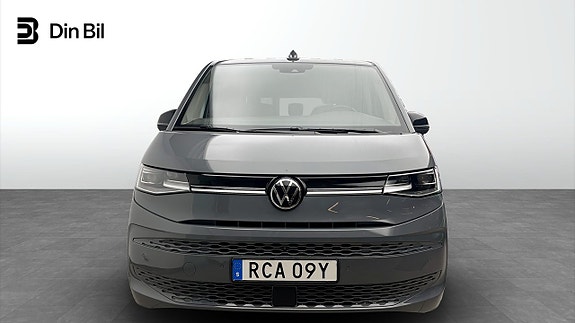 Volkswagen Multivan 4 of 12