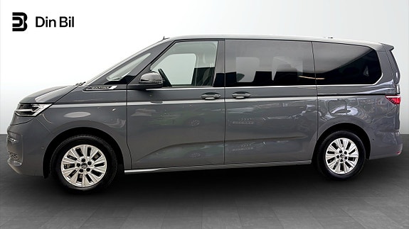 Volkswagen Multivan 2 of 12