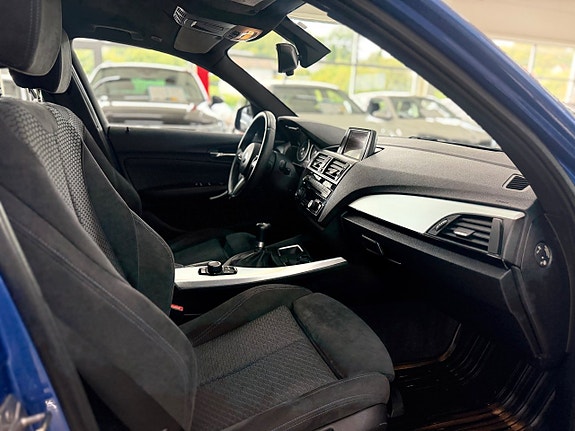 BMW 116d 9 of 11
