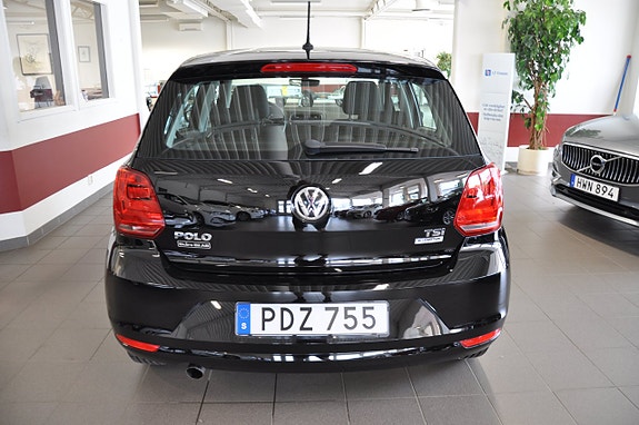 Volkswagen Polo 6 of 14