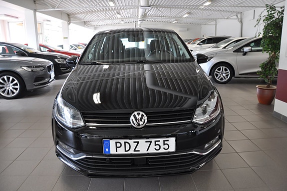 Volkswagen Polo 3 of 14