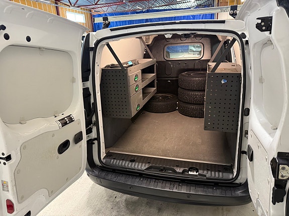 Renault Kangoo 14 of 15