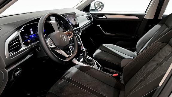 Volkswagen T-Roc 7 of 20