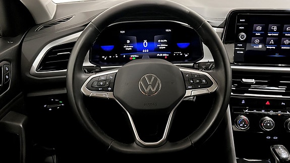 Volkswagen T-Roc 16 of 20