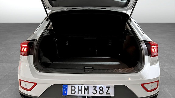 Volkswagen T-Roc 12 of 20