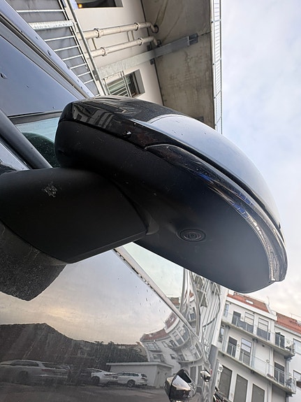 Volvo XC40 16 of 17