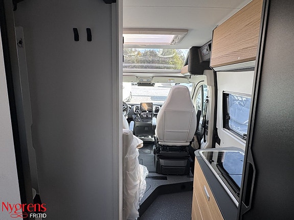 Adria TWIN SELECT 640 SLB - FIAT 6E 2,2 140HP 35H 16 of 19