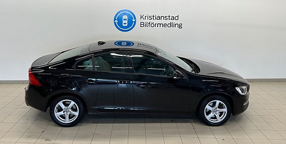 Volvo S60 7 of 12