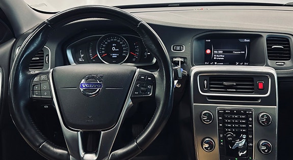 Volvo S60 11 of 12