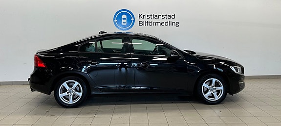 Volvo S60 4 of 12