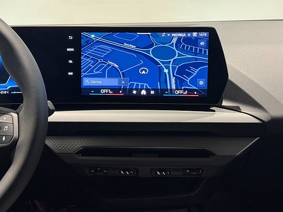 BMW 120 15 of 18