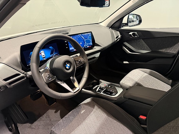 BMW 120 11 of 18